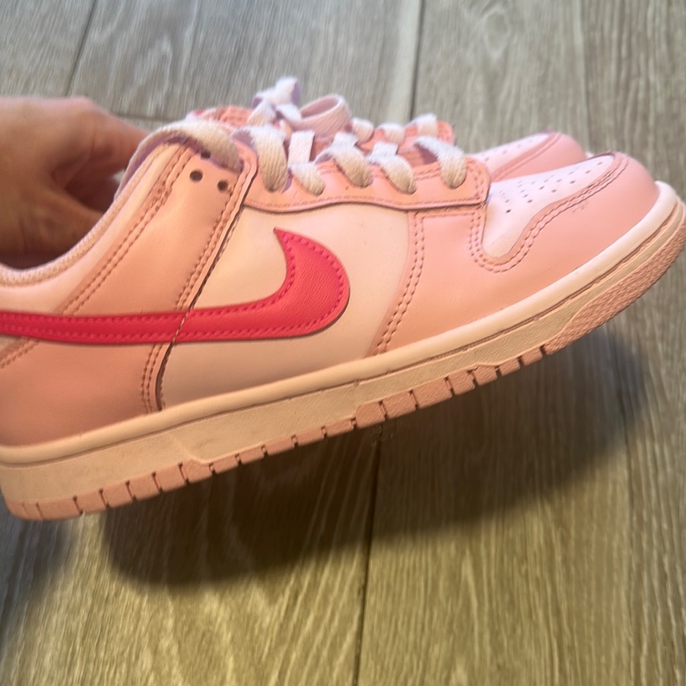 Triple pink Nike dunk low